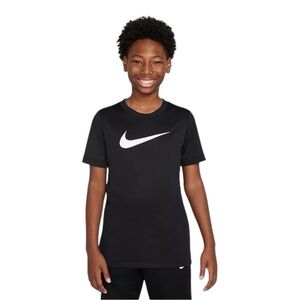 NWOT Nike Black Dri-FIT Training T-Shirt Short Sleeve Tee XL boys /teens